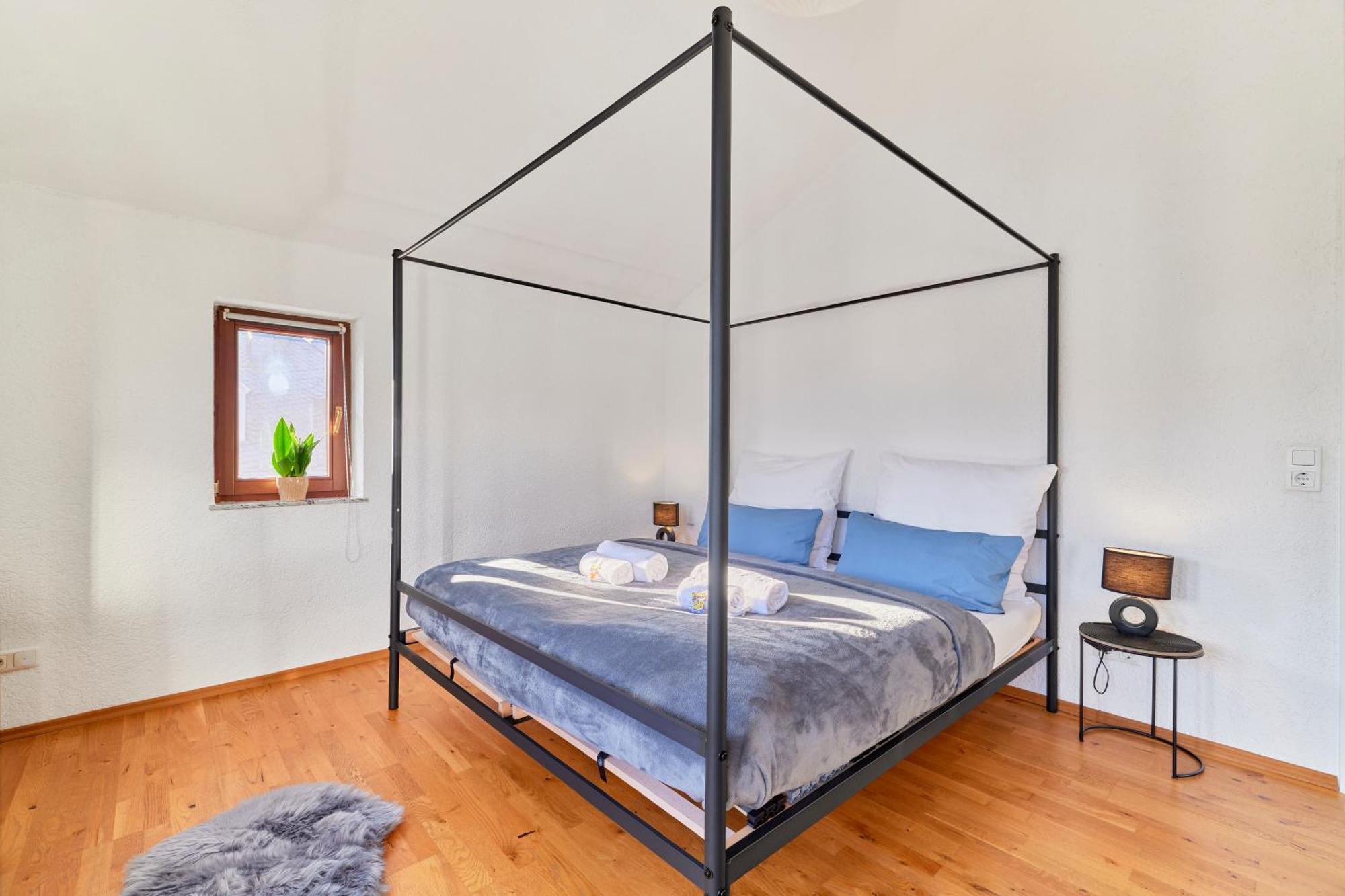 Traumferienwohnung Domblick I Parkplatz Inklusive I Zentral Gelegen I Altstadtnaehe I Netflix Limburg an der Lahn Bagian luar foto