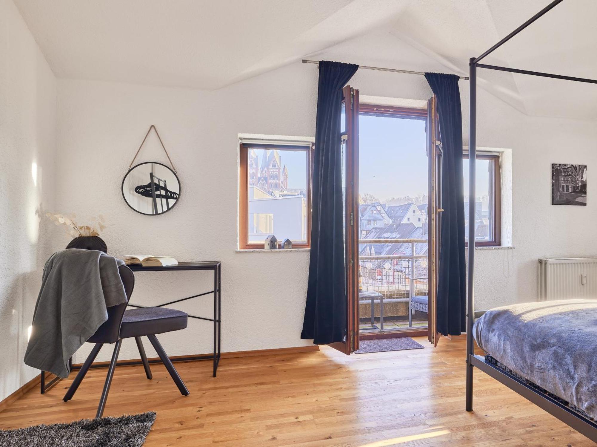 Traumferienwohnung Domblick I Parkplatz Inklusive I Zentral Gelegen I Altstadtnaehe I Netflix Limburg an der Lahn Bagian luar foto